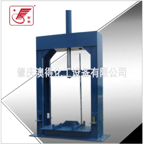 液(yè)壓出料機(jī)